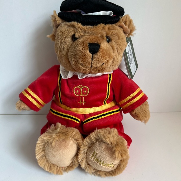 Harrods Beefeater Bear - Picture 1 of 6